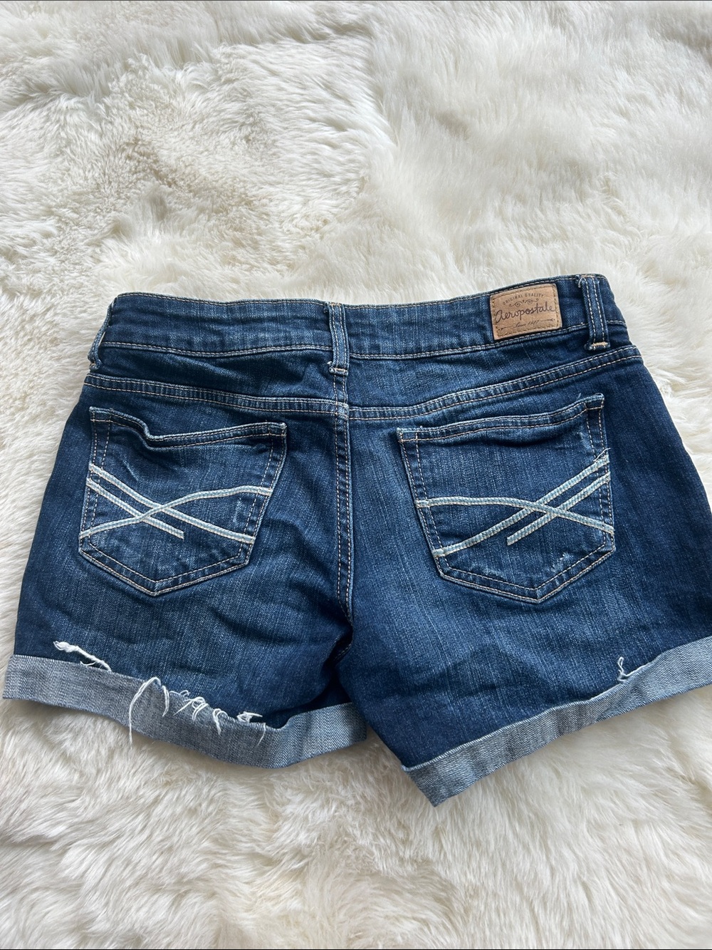 Aeropostale Dark Blue Denim Cuffed Women’s Shorts Size 7/8